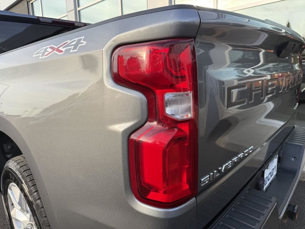 Chevrolet Silverado 1500 4x4 Custom Crew Cab V8 5.3L 6.6ft 2021 à Quebec, Québec - 10 - w1024h768px
