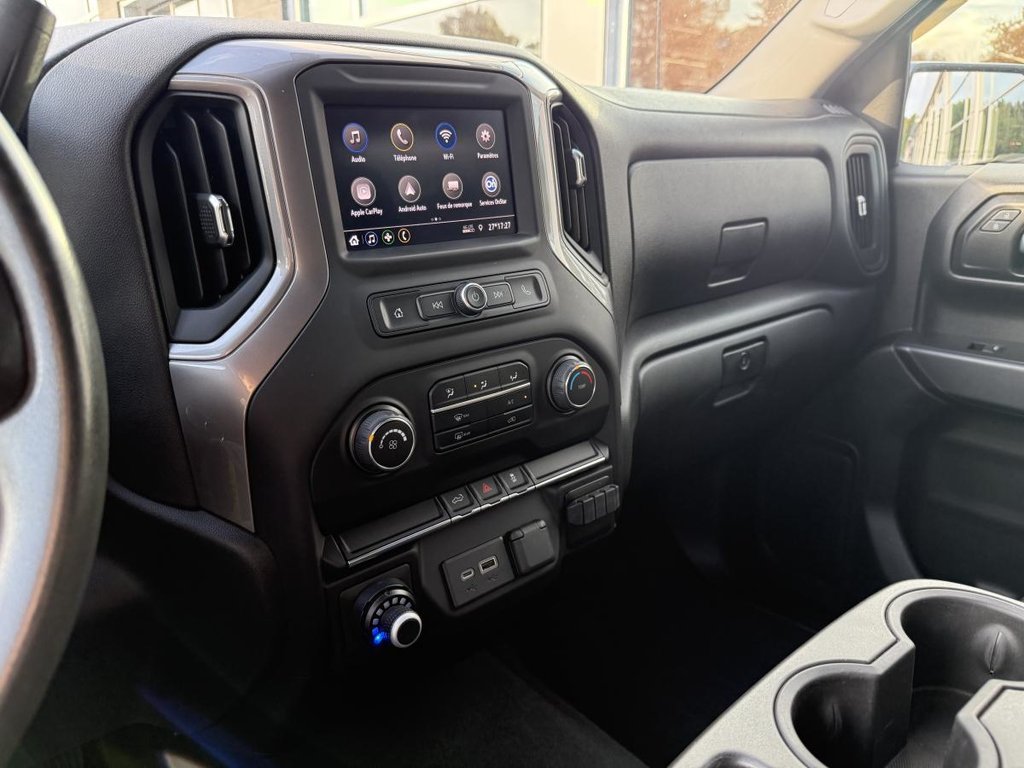 Chevrolet Silverado 1500 4x4 Custom Crew Cab V8 5.3L 6.6ft 2021 à Quebec, Québec - 17 - w1024h768px