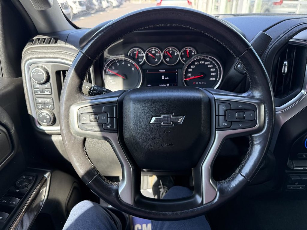 Chevrolet Silverado 1500 4x4 RST Double cab V8 5.3L 6.6ft REMORQUAGE MAX 2022 à Quebec, Québec - 17 - w1024h768px