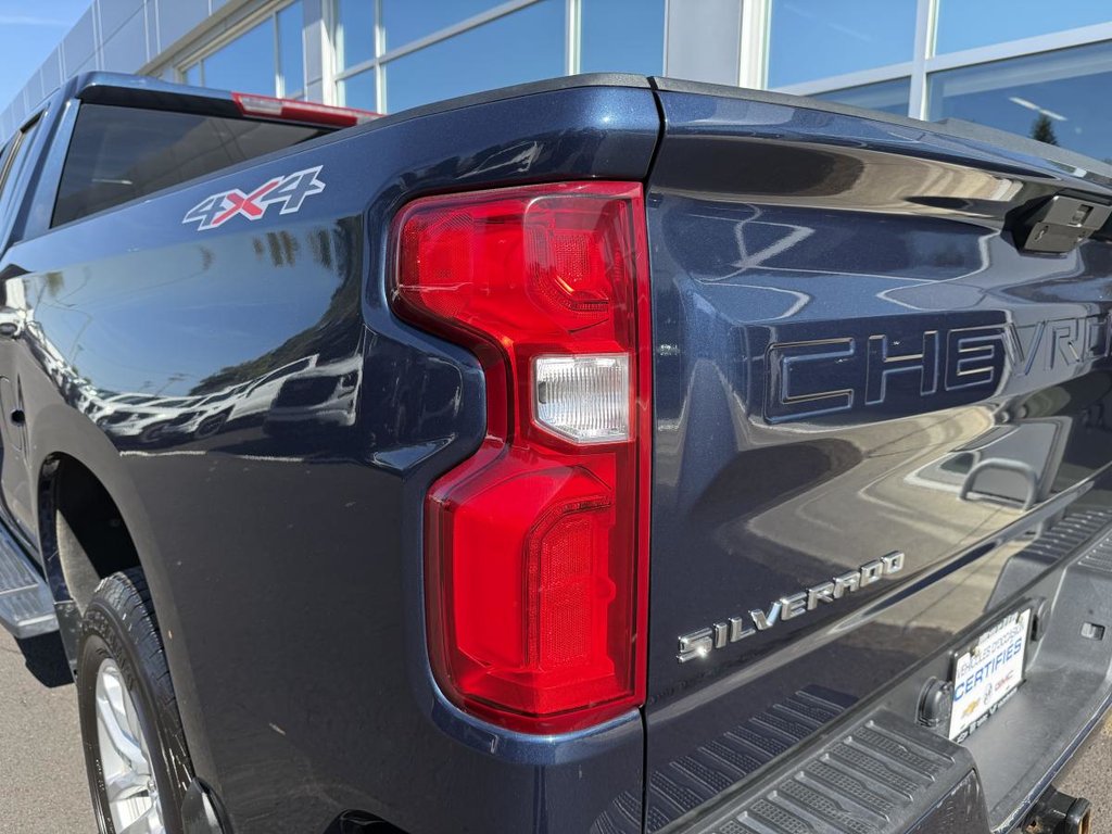 Chevrolet Silverado 1500 4x4 RST Double cab V8 5.3L 6.6ft REMORQUAGE MAX 2022 à Quebec, Québec - 10 - w1024h768px