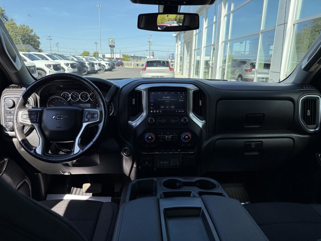Chevrolet Silverado 1500 4x4 RST Double cab V8 5.3L 6.6ft REMORQUAGE MAX 2022 à Quebec, Québec - 26 - w1024h768px