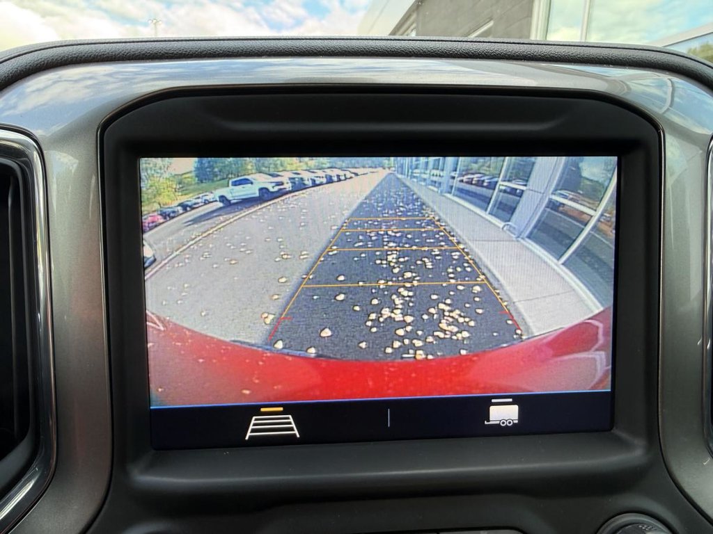 2022 Chevrolet Silverado 1500 LT Trail Boss Crew Cab v8 5.3L in Quebec, Quebec - 20 - w1024h768px