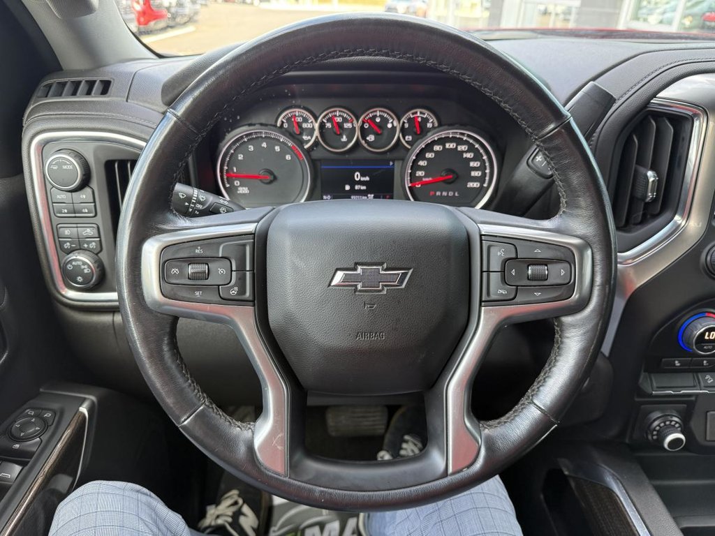 2022 Chevrolet Silverado 1500 LT Trail Boss Crew Cab v8 5.3L in Quebec, Quebec - 15 - w1024h768px