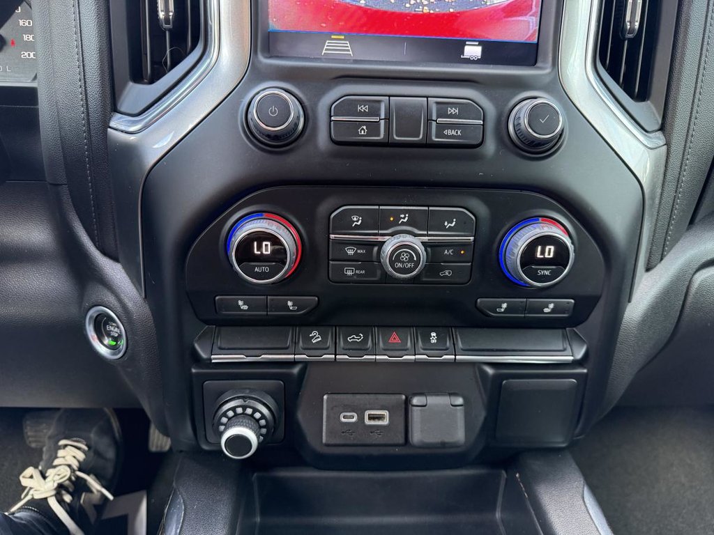2022 Chevrolet Silverado 1500 LT Trail Boss Crew Cab v8 5.3L in Quebec, Quebec - 21 - w1024h768px