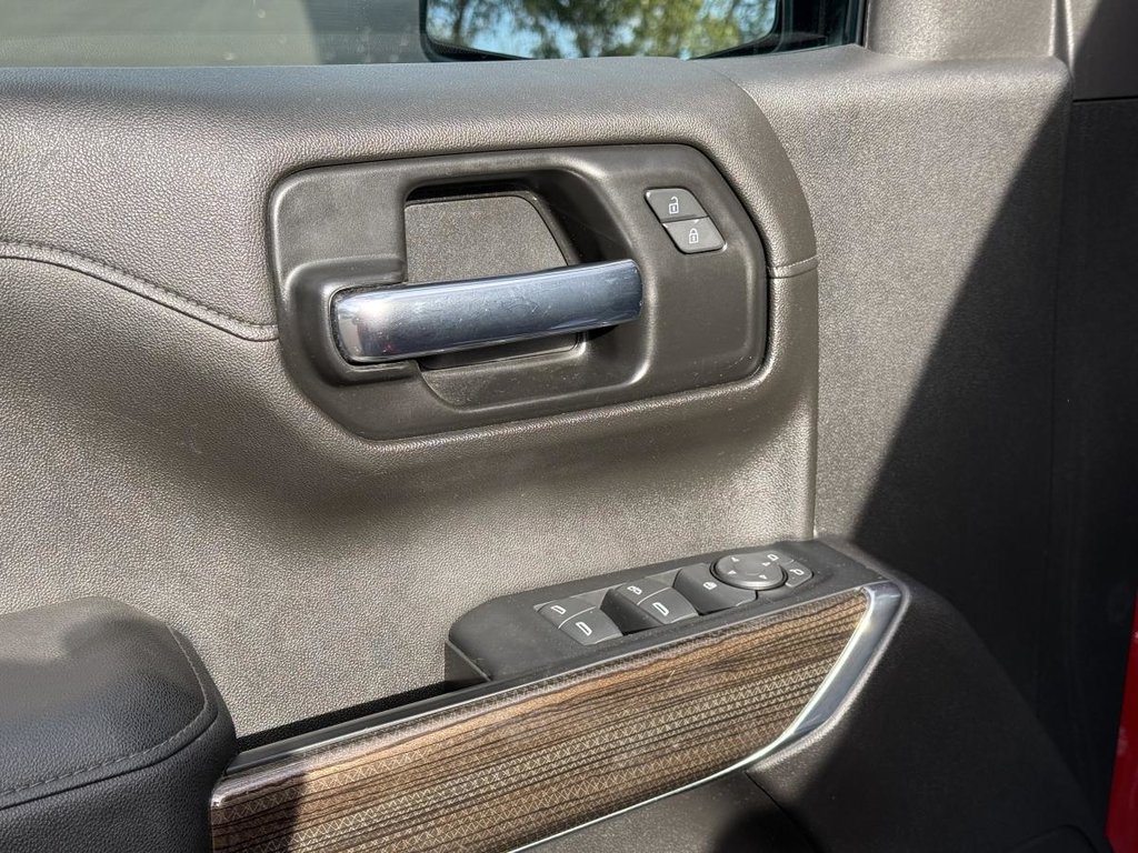 2022 Chevrolet Silverado 1500 LT Trail Boss Crew Cab v8 5.3L in Quebec, Quebec - 13 - w1024h768px