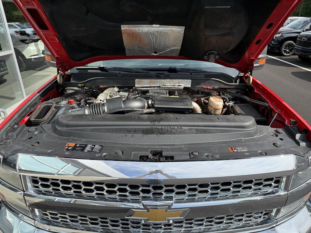 2019 Chevrolet SILVERADO 2500 HD 4x4 Work Truck Crew Cab V8 6.6L Duramax 8ft in Quebec, Quebec - 28 - w1024h768px