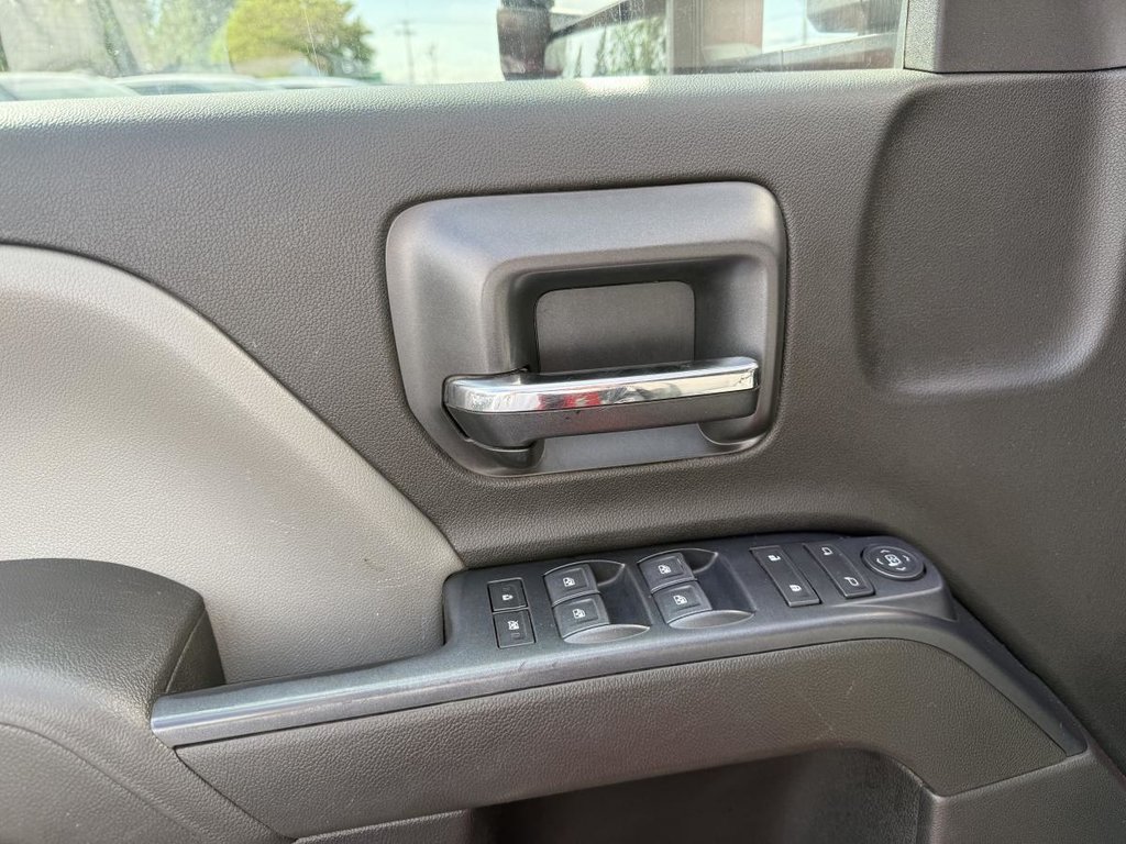 2019 Chevrolet SILVERADO 2500 HD 4x4 Work Truck Crew Cab V8 6.6L Duramax 8ft in Quebec, Quebec - 15 - w1024h768px