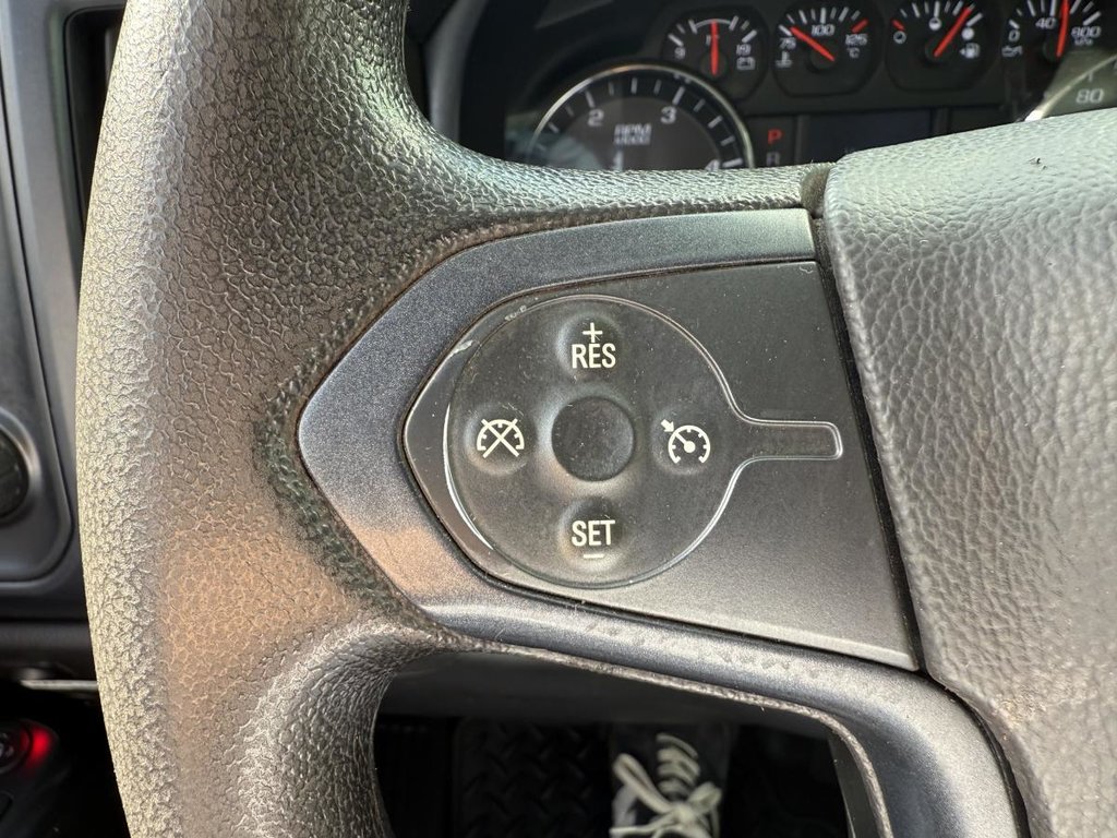 2019 Chevrolet SILVERADO 2500 HD 4x4 Work Truck Crew Cab V8 6.6L Duramax 8ft in Quebec, Quebec - 18 - w1024h768px