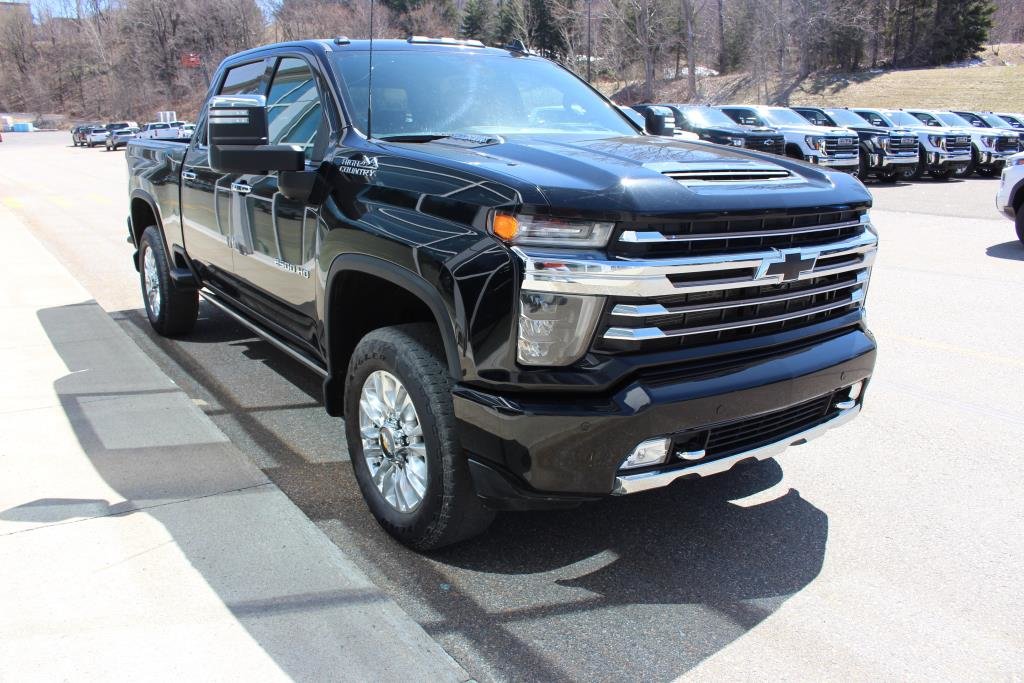 2022 Chevrolet Silverado 2500 in Quebec, Quebec - 4 - w1024h768px