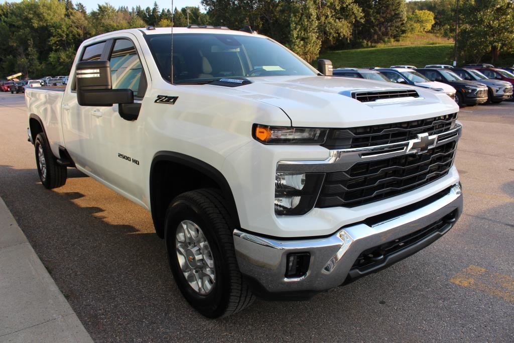 Chevrolet Silverado 2500HD  2024 à Quebec, Québec - 4 - w1024h768px