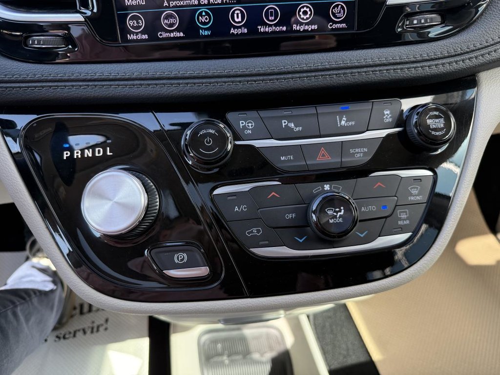 Chrysler Pacifica Hybrid Limited 2020 à Québec, Québec - 20 - w1024h768px