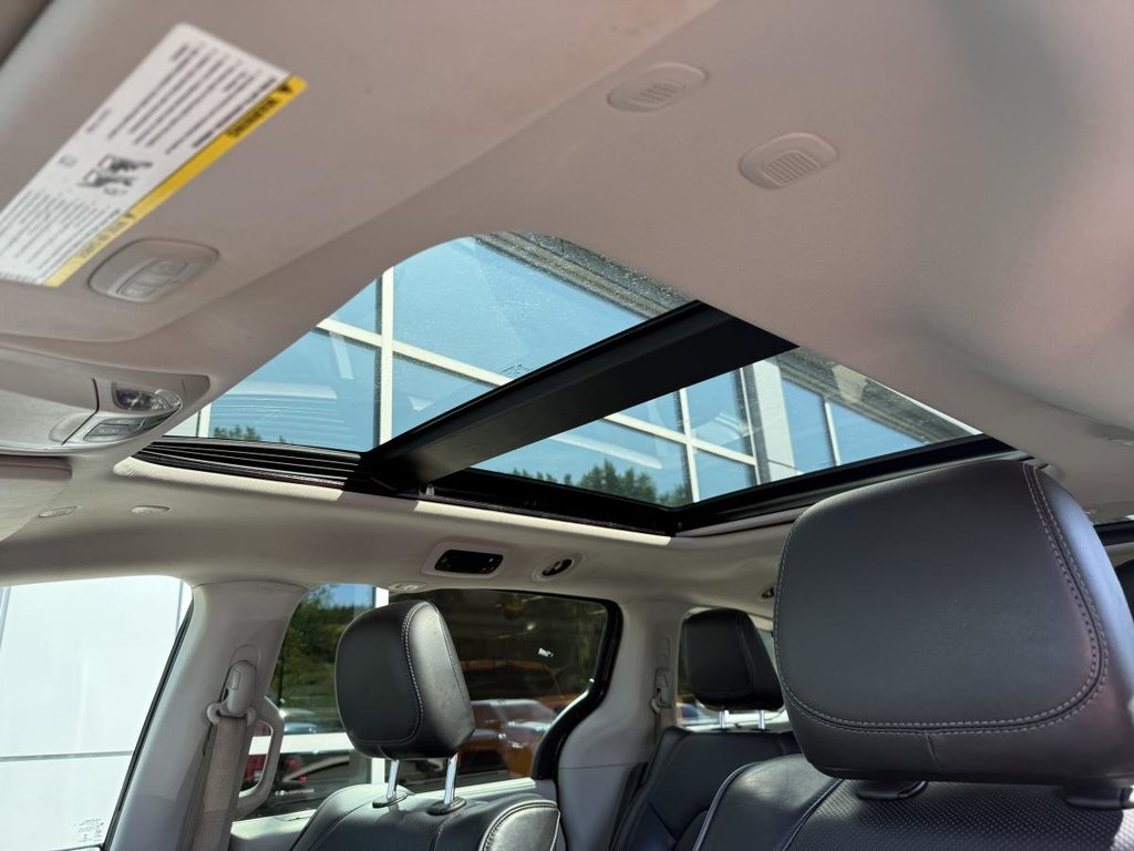 Chrysler Pacifica Hybrid Limited 2020 à Québec, Québec - 24 - w1024h768px