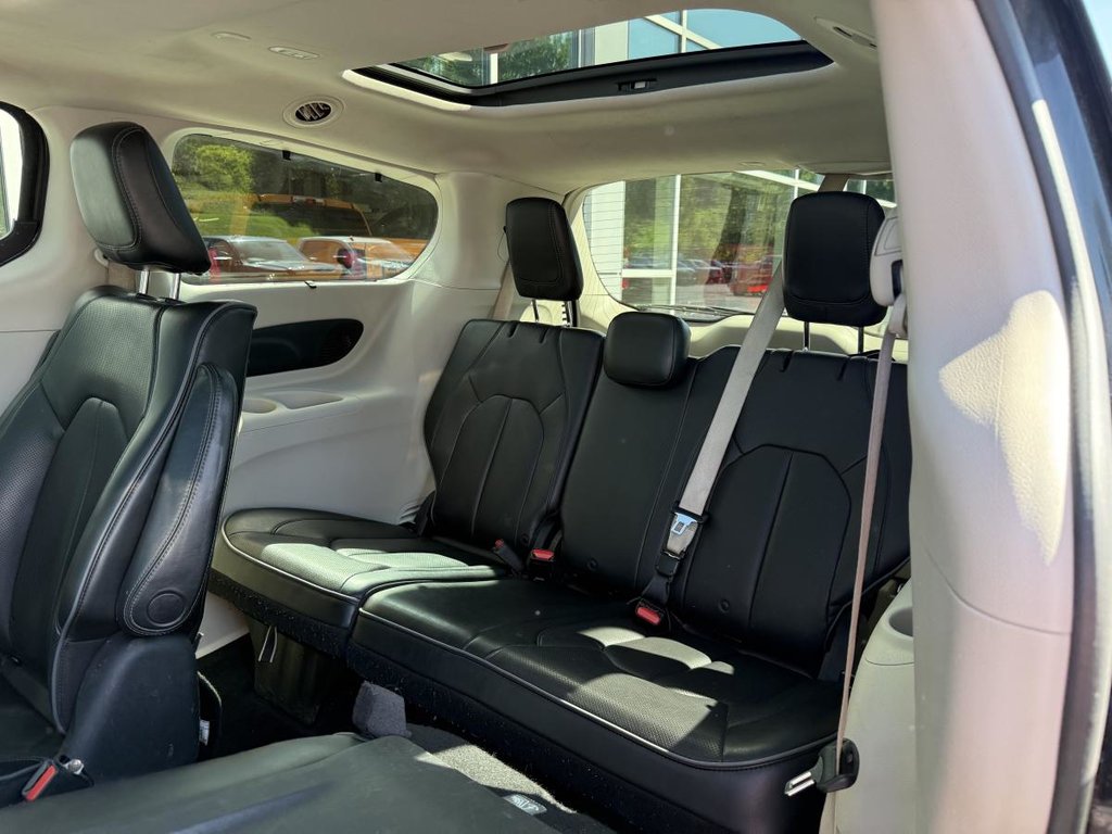 Chrysler Pacifica Hybrid Limited 2020 à Québec, Québec - 28 - w1024h768px