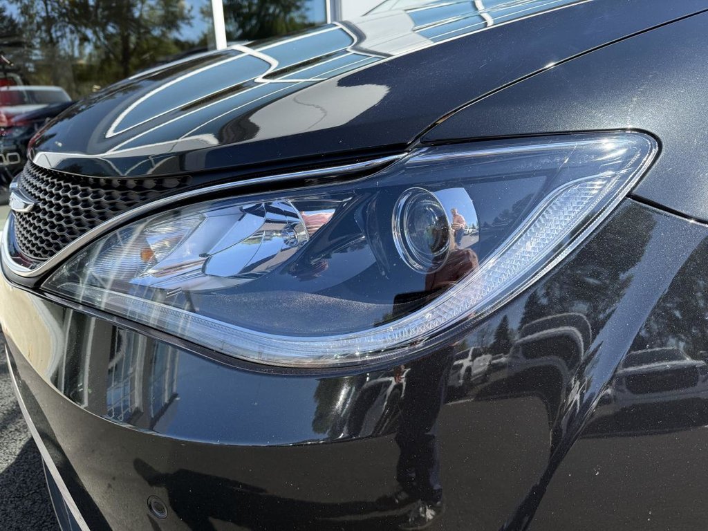 Chrysler Pacifica Hybrid Limited 2020 à Québec, Québec - 9 - w1024h768px