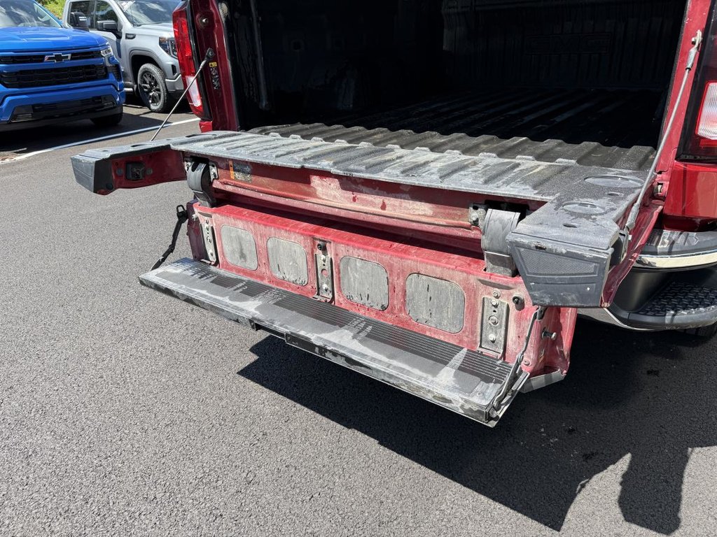 2022 GMC 1500 4x4 SLE Crew Cab V8 5.3L 5.8ft REMORQUAGE MAX in Quebec, Quebec - 26 - w1024h768px