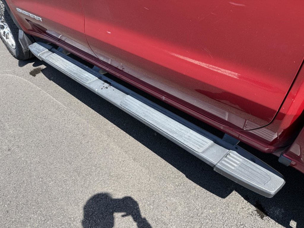 2022 GMC 1500 4x4 SLE Crew Cab V8 5.3L 5.8ft REMORQUAGE MAX in Quebec, Quebec - 9 - w1024h768px