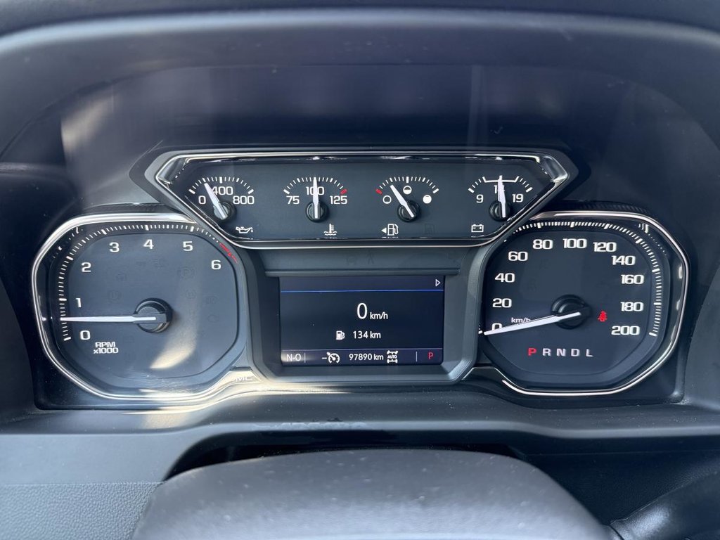 2022 GMC 1500 4x4 SLE Crew Cab V8 5.3L 5.8ft REMORQUAGE MAX in Quebec, Quebec - 17 - w1024h768px