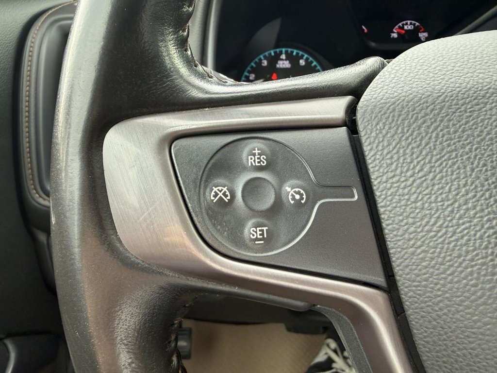 2022 GMC Canyon 4x4 AT4 Crew Cab V6 3.6L 6ft in Quebec, Quebec - 17 - w1024h768px