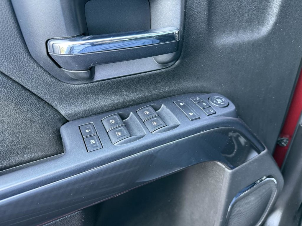GMC Sierra 1500 SLE Cabine Club v8 5.3L 2016 à Québec, Québec - 14 - w1024h768px
