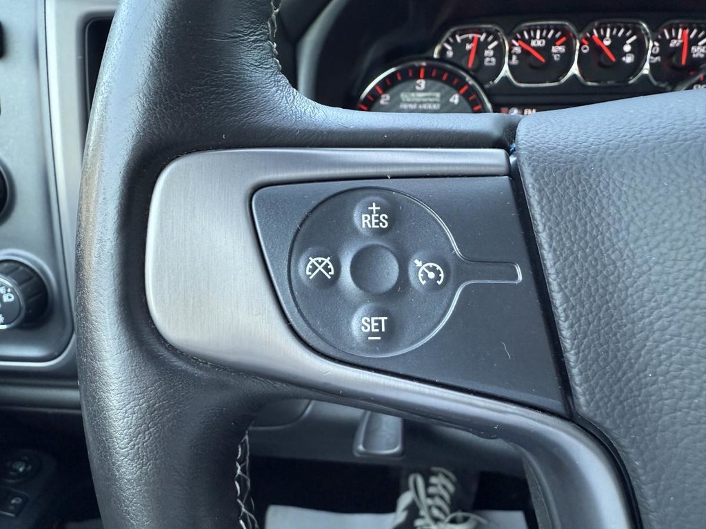 GMC Sierra 1500 SLE Cabine Club v8 5.3L 2016 à Québec, Québec - 17 - w1024h768px