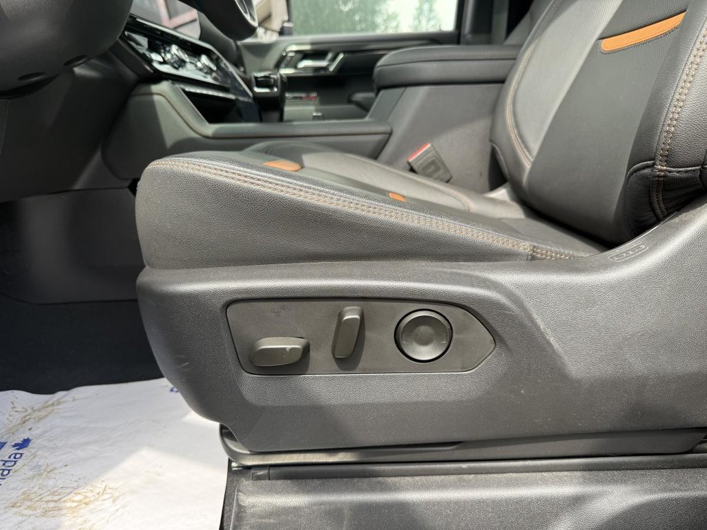 GMC Sierra 1500 4x4 AT4 Crew Cab V8 6.2L 6.6ft 2023 à Québec, Québec - 24 - w1024h768px