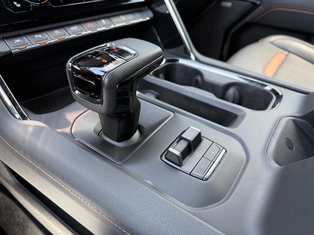 2023 GMC Sierra 1500 4x4 AT4 Crew Cab 3.0L Diesel 6.6ft in Quebec, Quebec - 22 - w1024h768px