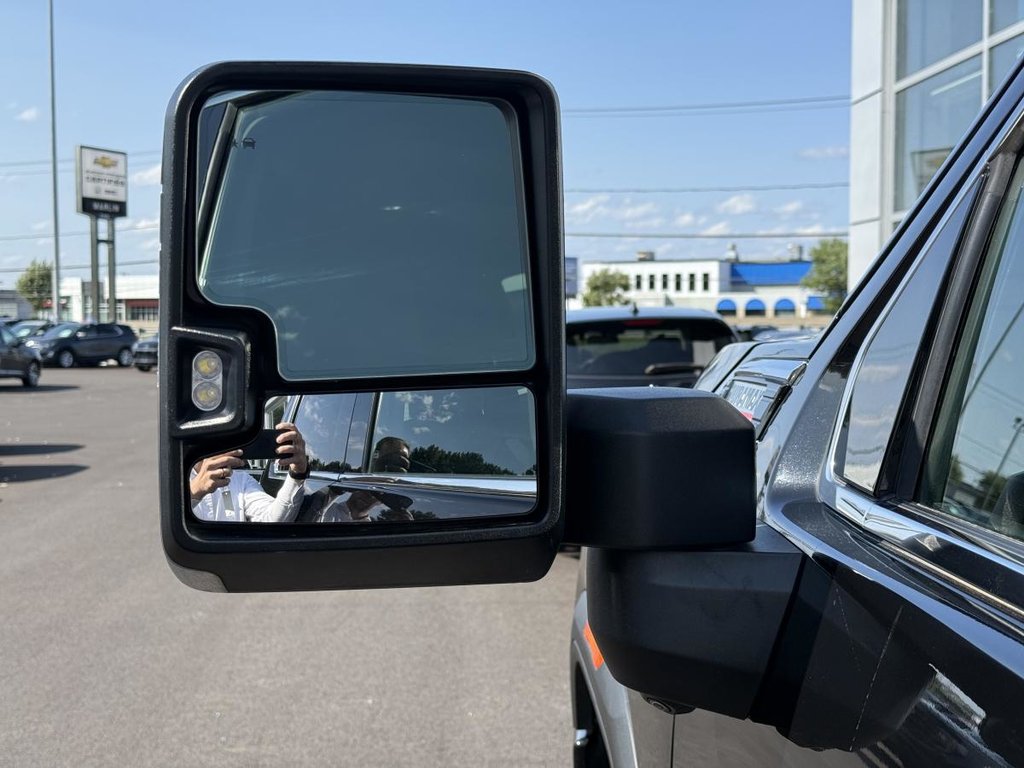 GMC Sierra 2500 HD Denali Crew Cab Duramax 8 ft box 2022 à Québec, Québec - 13 - w1024h768px
