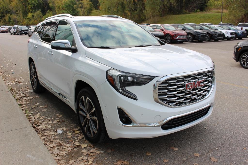 2020 GMC Terrain in Quebec, Quebec - 3 - w1024h768px