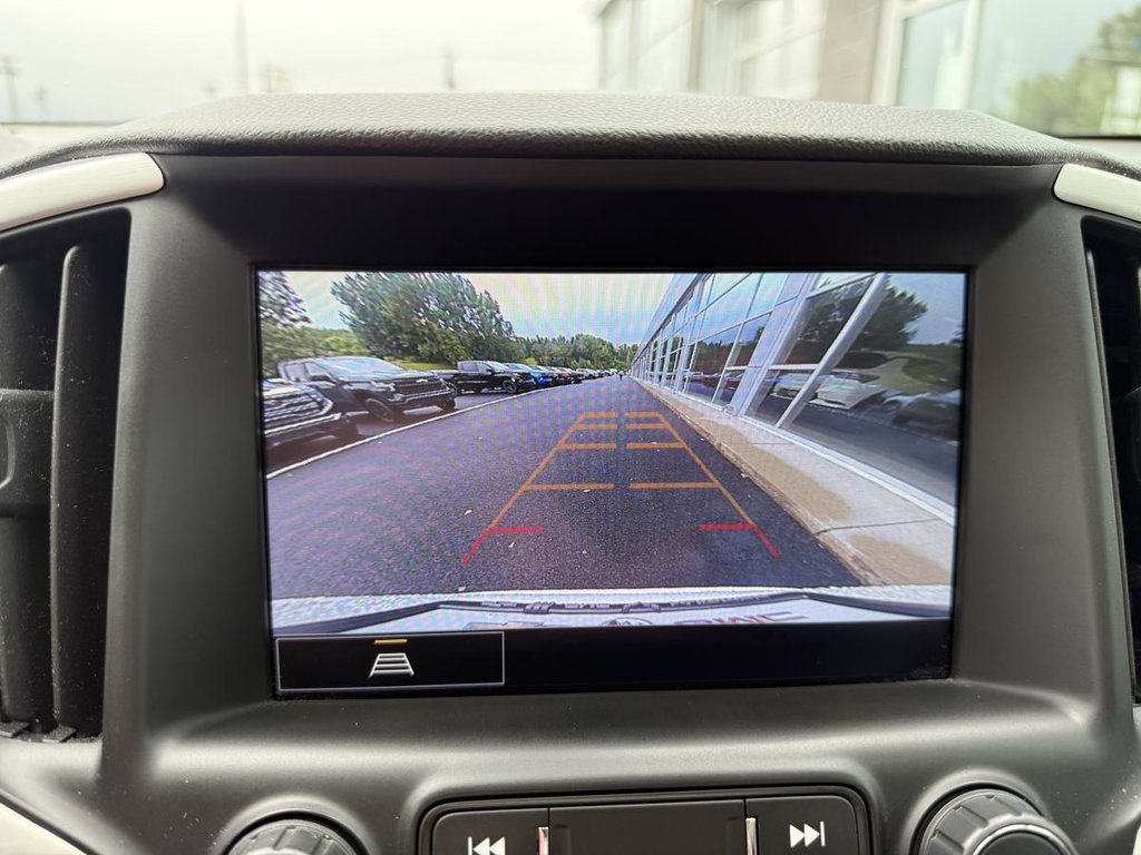 2022 GMC Terrain SLT AWD in Quebec, Quebec - 16 - w1024h768px