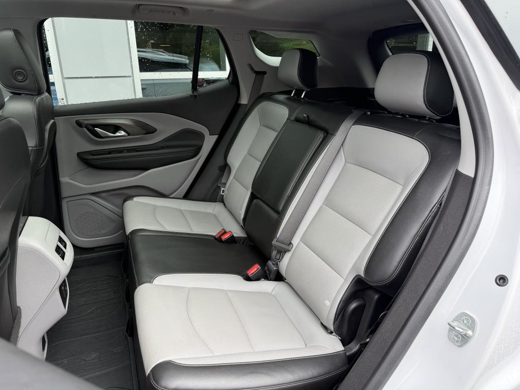 2022 GMC Terrain SLT AWD in Quebec, Quebec - 23 - w1024h768px