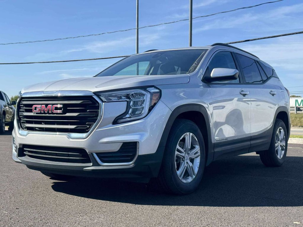 2022 GMC Terrain SLE AWD in Quebec, Quebec - 1 - w1024h768px