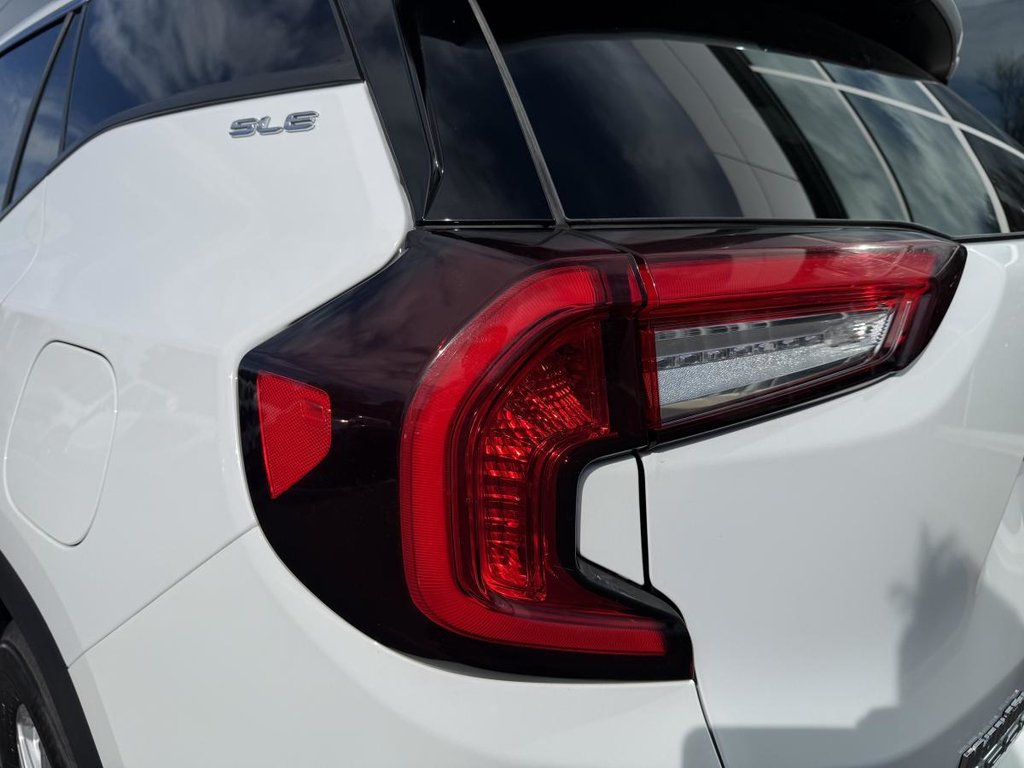 2022 GMC Terrain SLE AWD 1.5L in Quebec, Quebec - 11 - w1024h768px