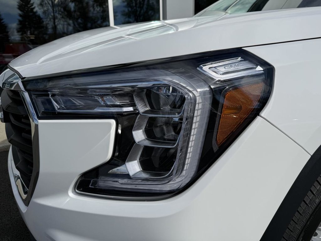 2022 GMC Terrain SLE AWD 1.5L in Quebec, Quebec - 10 - w1024h768px