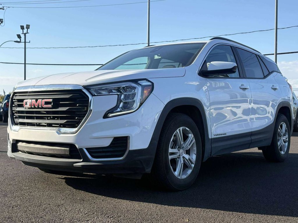 2022 GMC Terrain SLE AWD 1.5L in Quebec, Quebec - 1 - w1024h768px