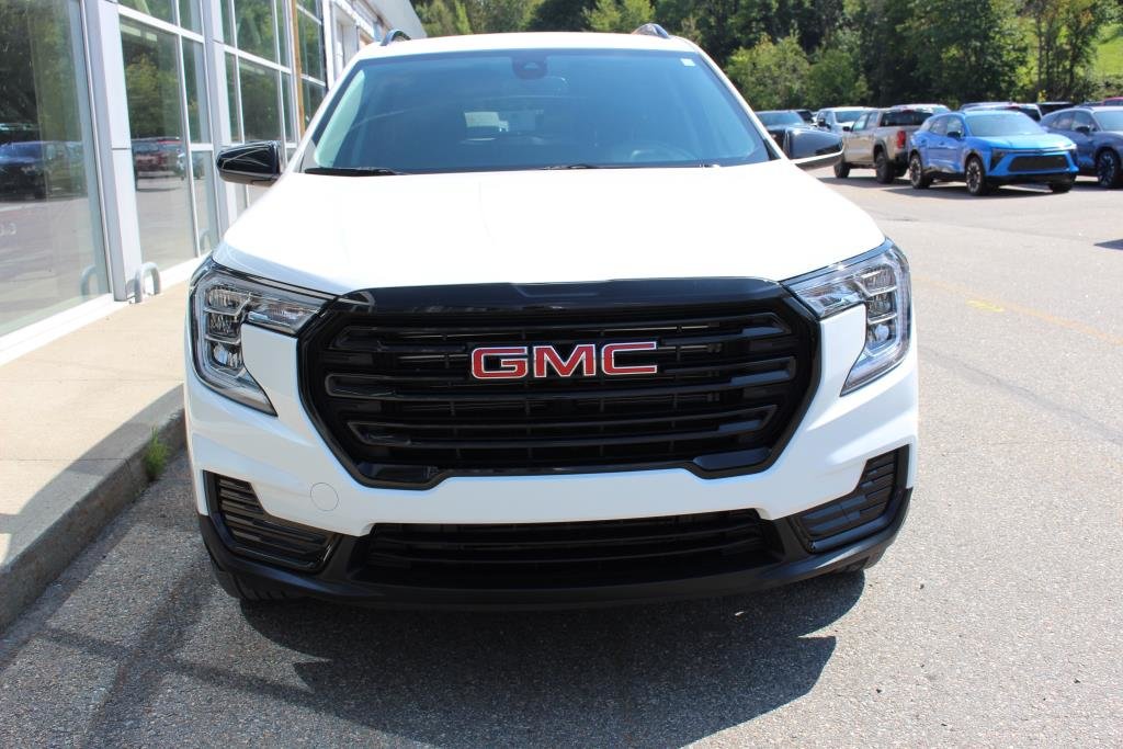 GMC Terrain  2023 à Quebec, Québec - 2 - w1024h768px