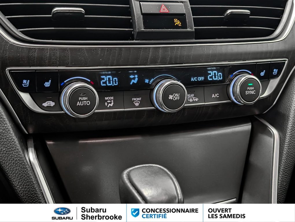 2022 Honda Accord Sedan Touring CVT in Sherbrooke, Quebec - 13 - w1024h768px