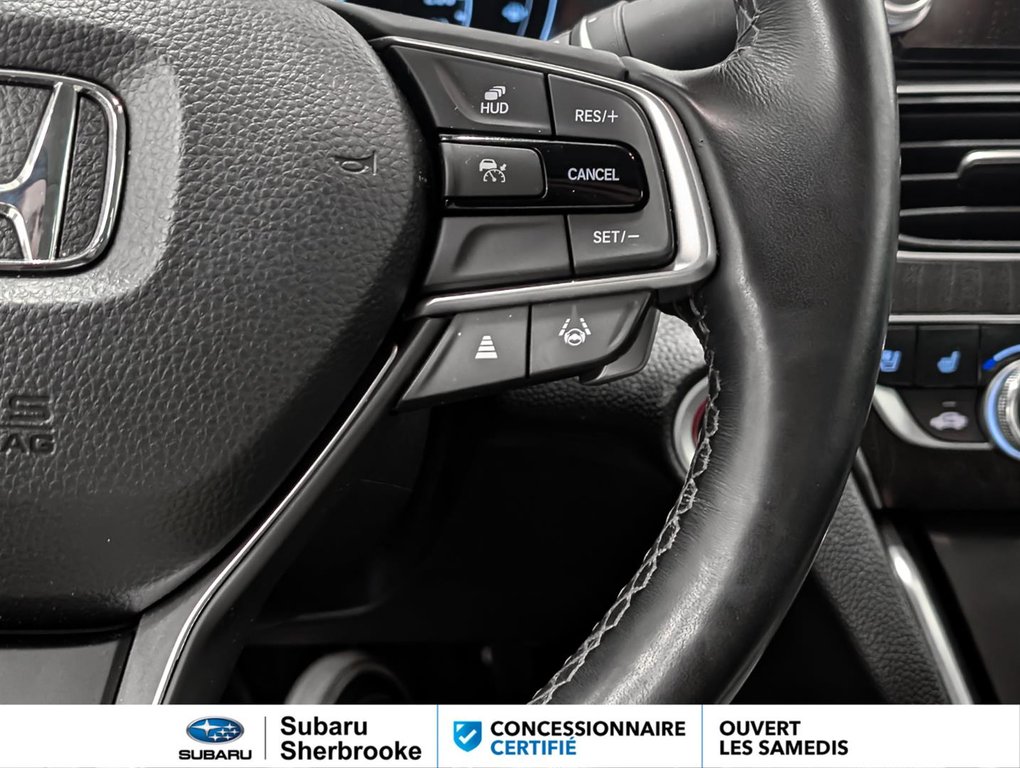 2022 Honda Accord Sedan Touring CVT in Sherbrooke, Quebec - 14 - w1024h768px