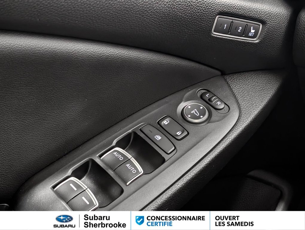 2022 Honda Accord Sedan Touring CVT in Sherbrooke, Quebec - 18 - w1024h768px