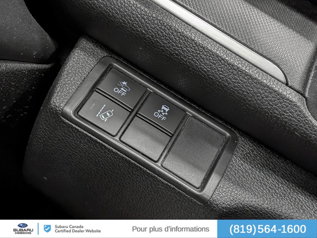 2019 Honda Civic Berline LX in Sherbrooke, Quebec - 16 - w1024h768px