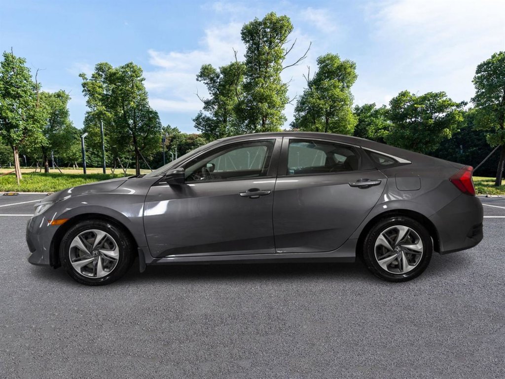 Civic Sedan 4dr Man DX 2017 à Sherbrooke, Québec - 2 - w1024h768px