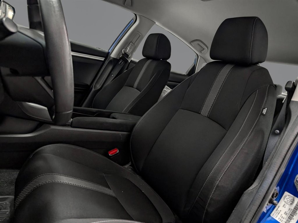 2017 Honda Berline Civic 4 portes LX in Sherbrooke, Quebec - 8 - w1024h768px