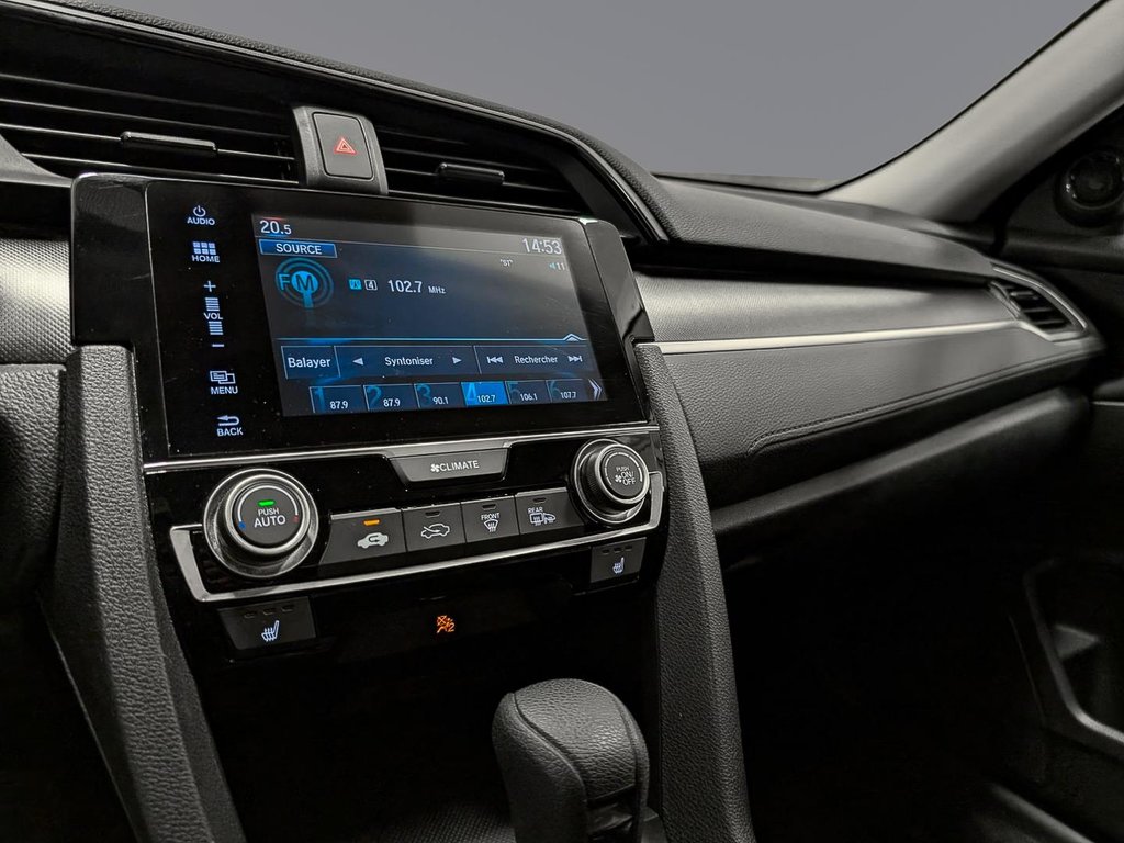 2017 Honda Berline Civic 4 portes LX in Sherbrooke, Quebec - 9 - w1024h768px