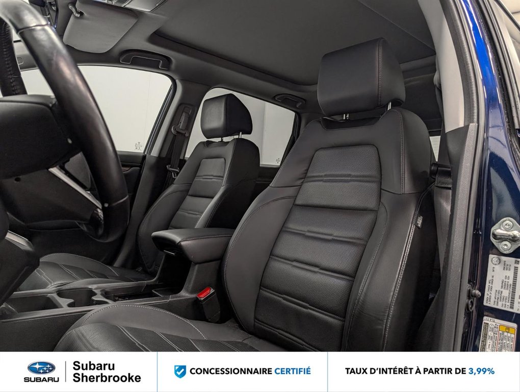 Honda CR-V Touring AWD 2018 à Sherbrooke, Québec - 8 - w1024h768px