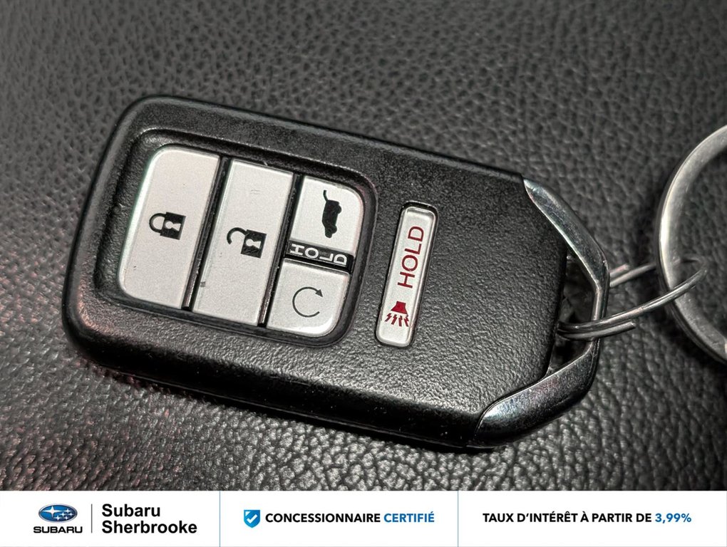 2019 Honda CR-V EX-L AWD in Sherbrooke, Quebec - 19 - w1024h768px