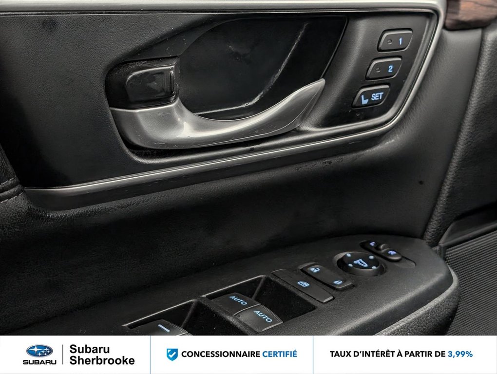 2019 Honda CR-V EX-L AWD in Sherbrooke, Quebec - 18 - w1024h768px