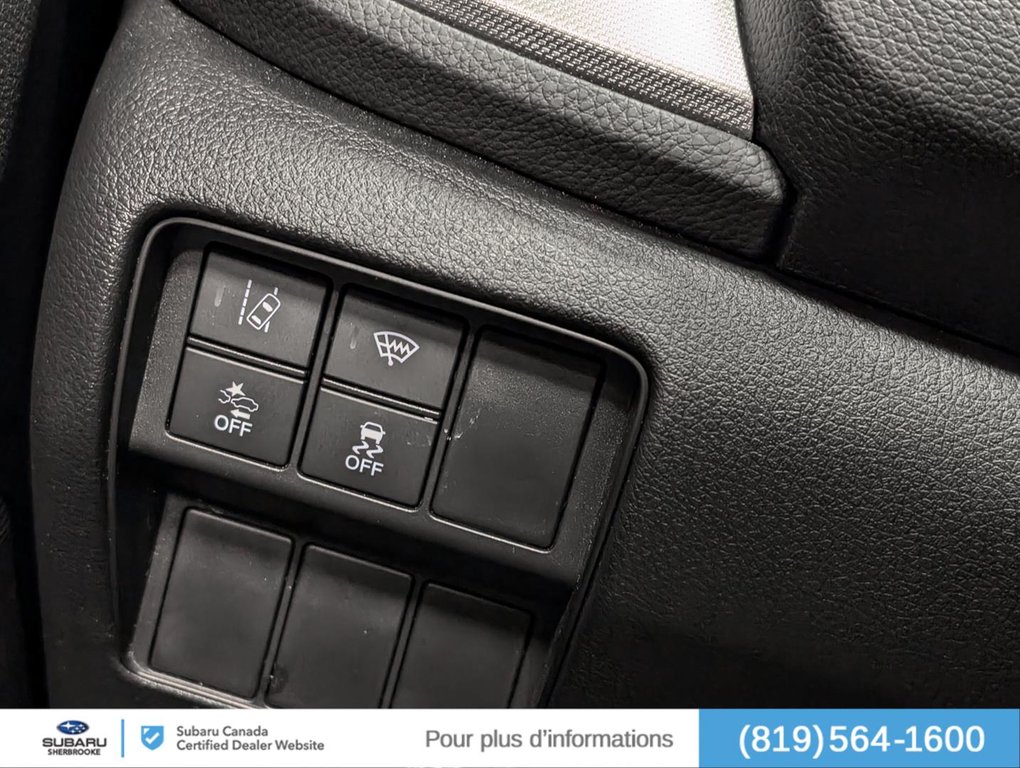 2021 Honda CR-V LX AWD in Sherbrooke, Quebec - 16 - w1024h768px