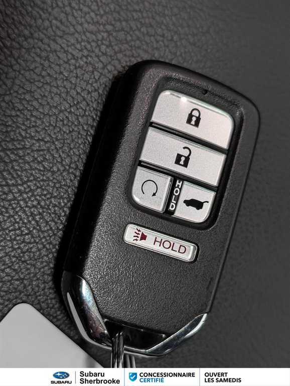 2022 Honda CR-V EX-L AWD in Sherbrooke, Quebec - 17 - w1024h768px