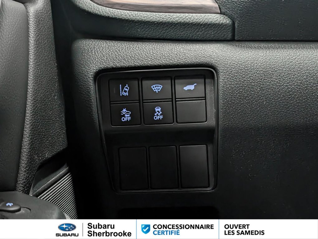 2022 Honda CR-V EX-L AWD in Sherbrooke, Quebec - 15 - w1024h768px