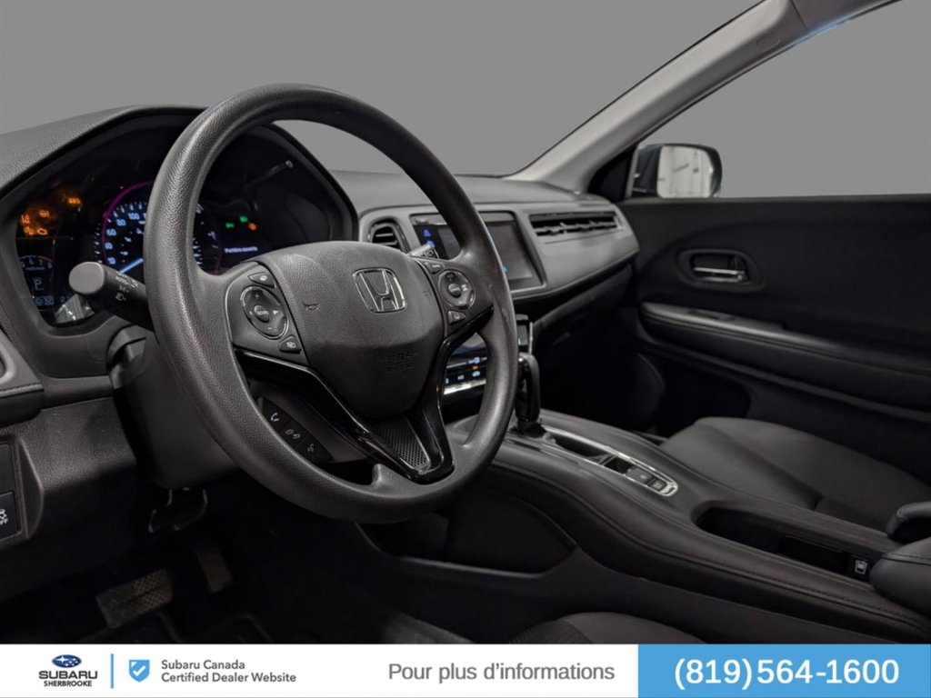2021 Honda HR-V LX/AWD in Sherbrooke, Quebec - 8 - w1024h768px