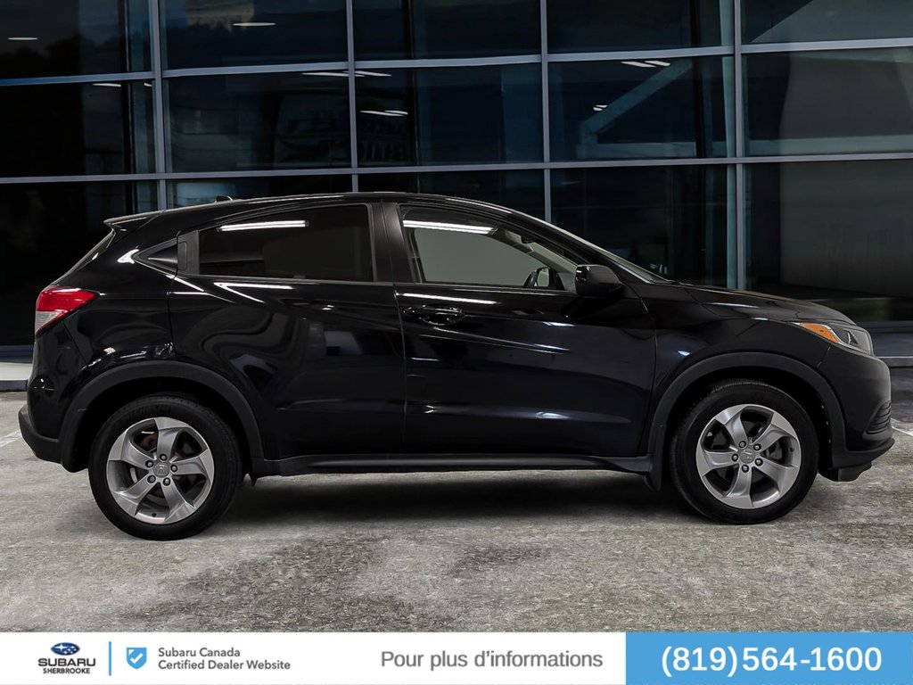 2021 Honda HR-V LX/AWD in Sherbrooke, Quebec - 7 - w1024h768px